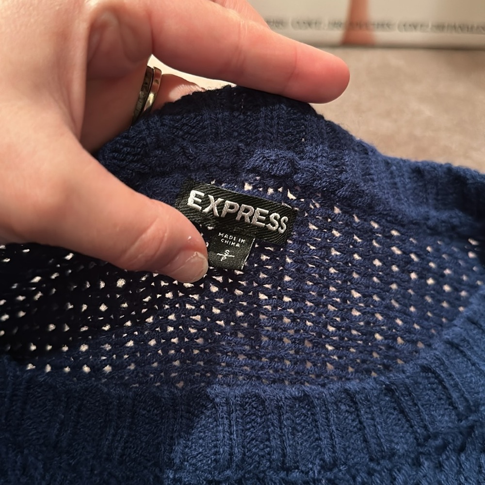 Express Sweater - Picture 2 of 6